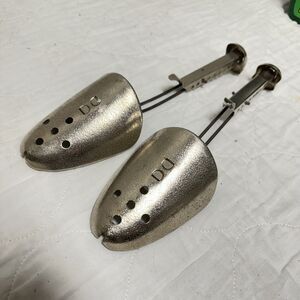 VTG Hammered Metal EKCO? Shoe Tree Shoe Stretcher Shoe Shaper Adjustable Pair LN